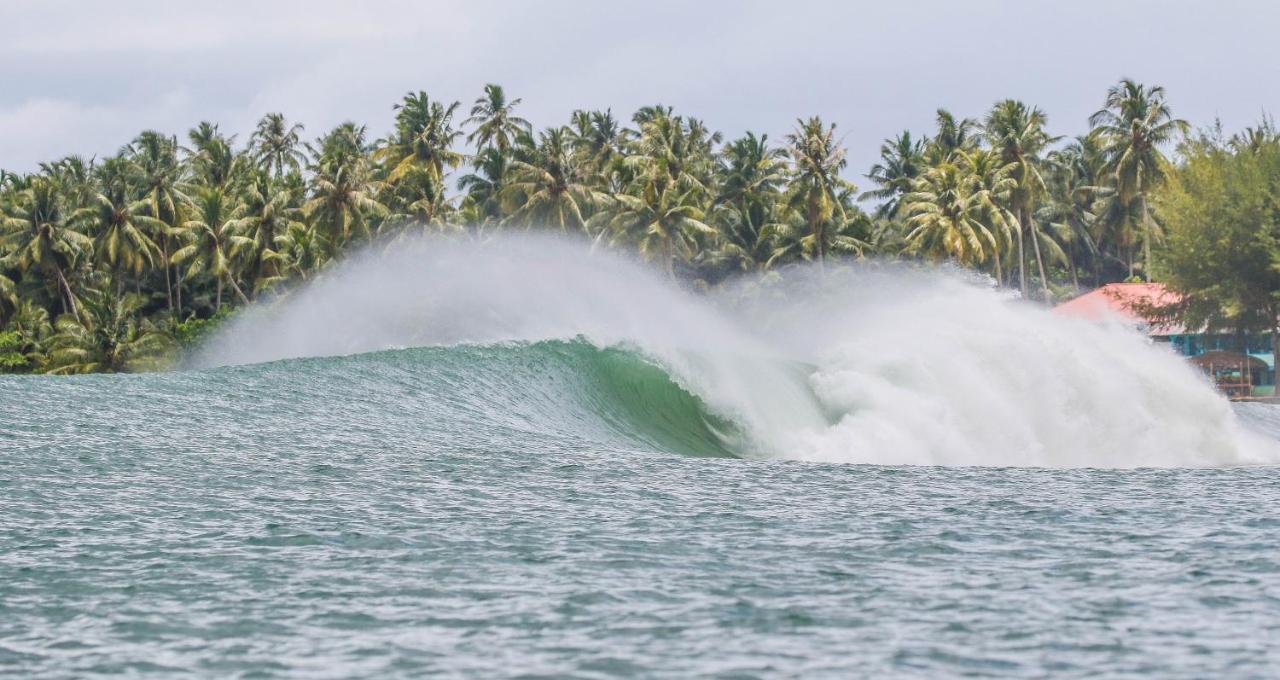 Nias Surf Stay Lagudri Εξωτερικό φωτογραφία
