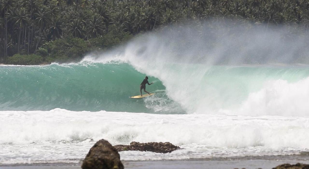 Nias Surf Stay Lagudri Εξωτερικό φωτογραφία