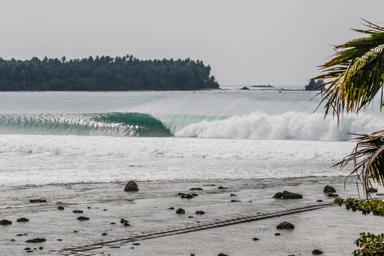 Nias Surf Stay Lagudri Εξωτερικό φωτογραφία