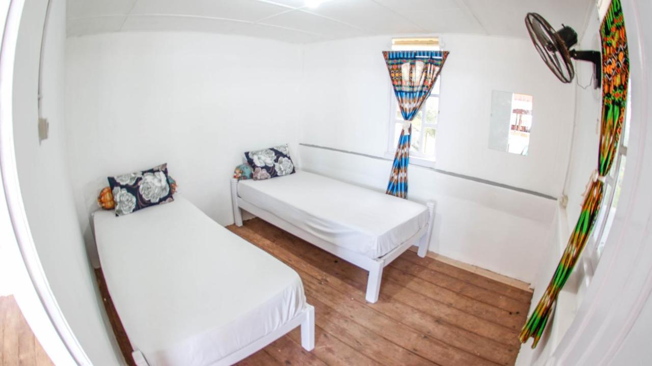 Nias Surf Stay Lagudri Εξωτερικό φωτογραφία